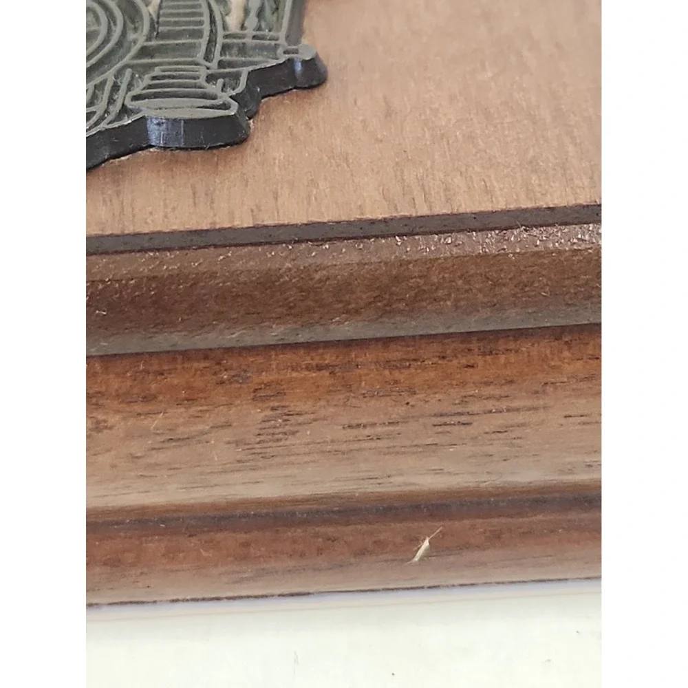 Vtg 1980s Emson Wooden Jewelry Box Classic Car Brass Emblem Valet Organizer Read